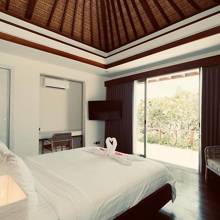 Sunset Palms Beach Villa Jimbaran  Exterior photo