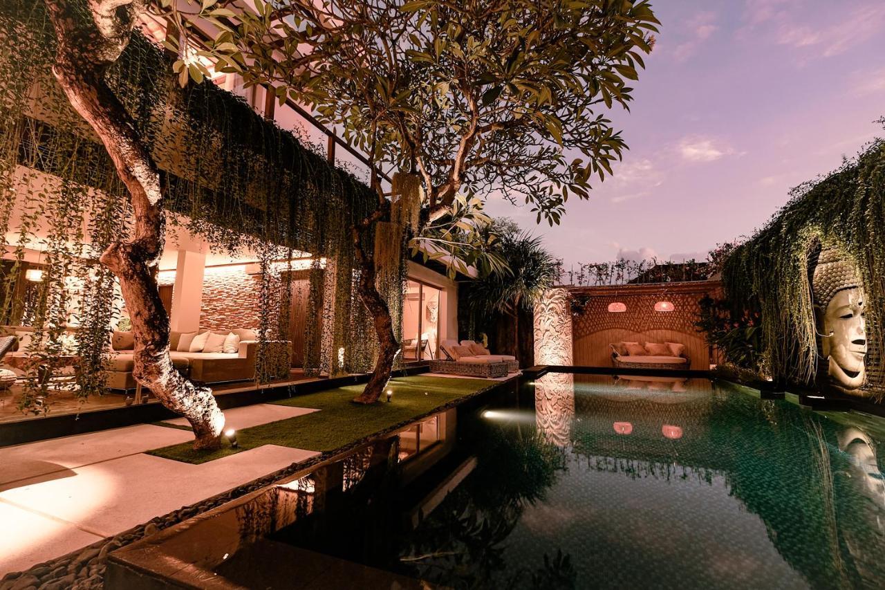Sunset Palms Beach Villa Jimbaran  Exterior photo
