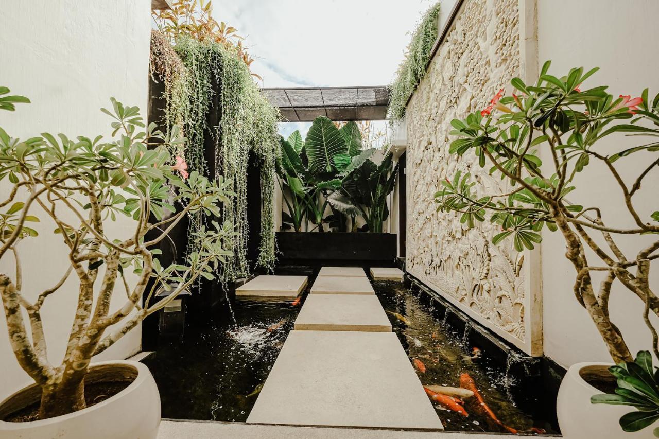 Sunset Palms Beach Villa Jimbaran  Exterior photo